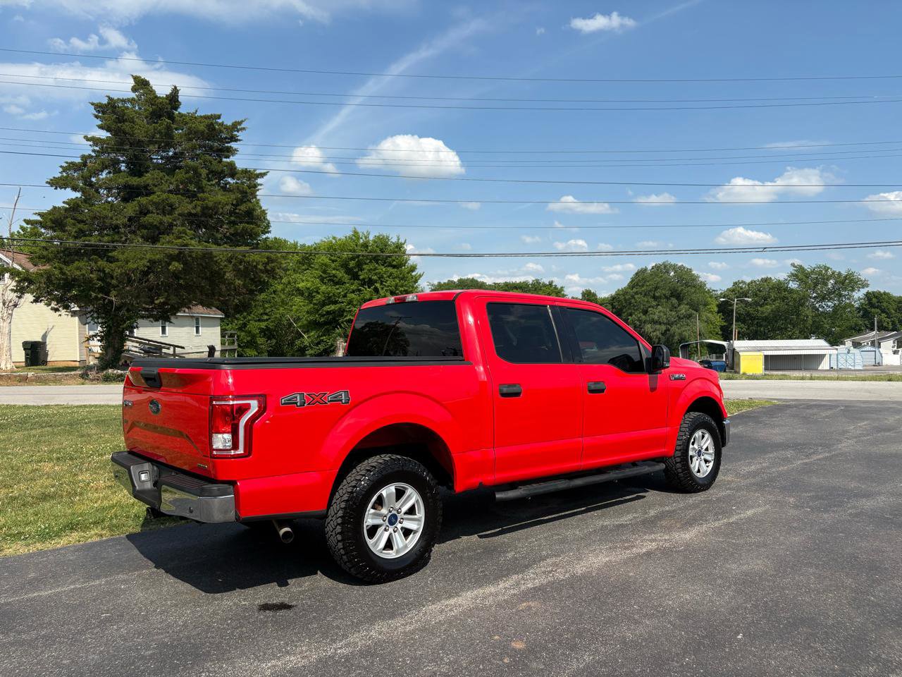 Used 2015 Ford F150 XLT w/ Equipment Group 301A Mid AWD/4WD image 23