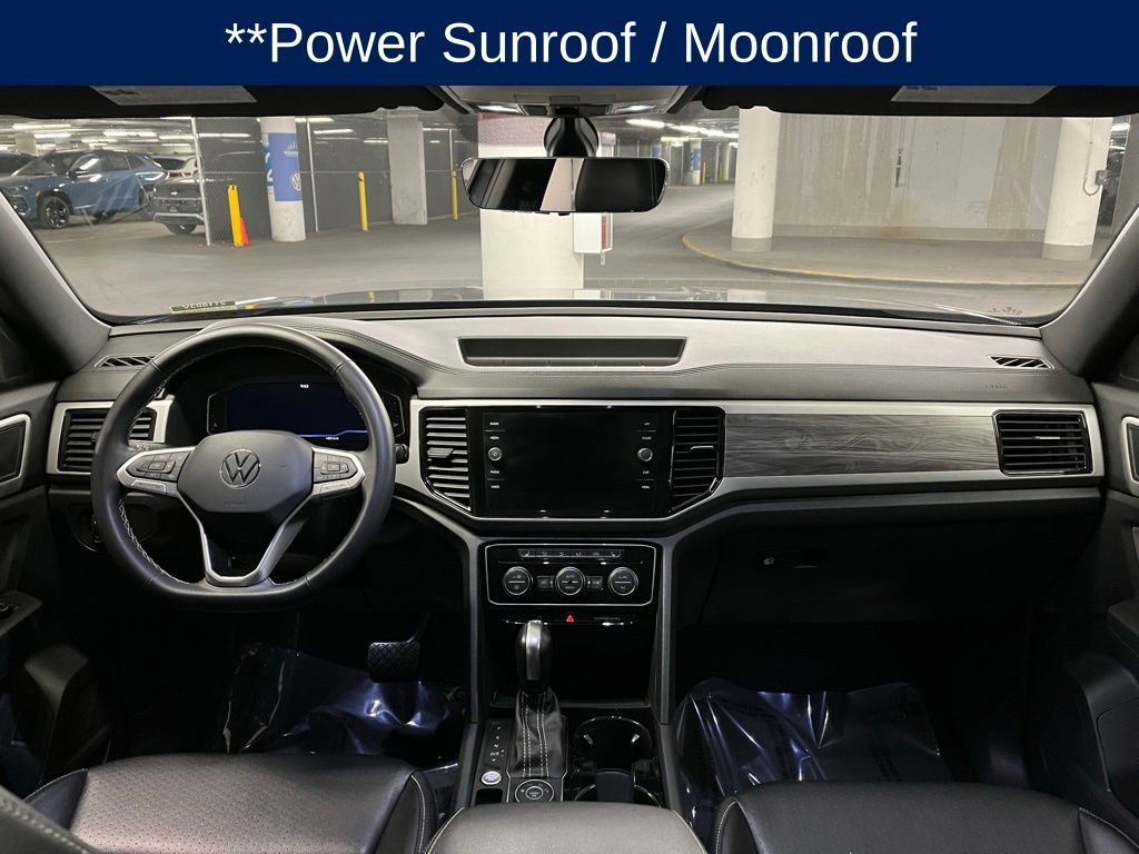 Used 2022 Volkswagen Atlas Cross Sport SE w/ Panoramic Sunroof Package image 7