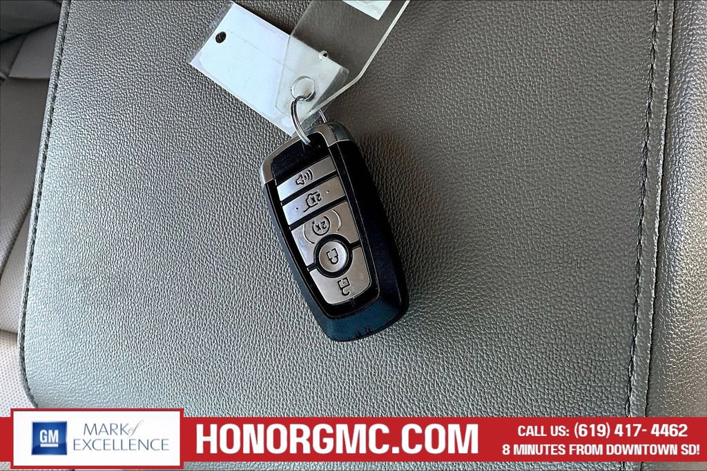 Used 2024 Ford Expedition XLT image 34