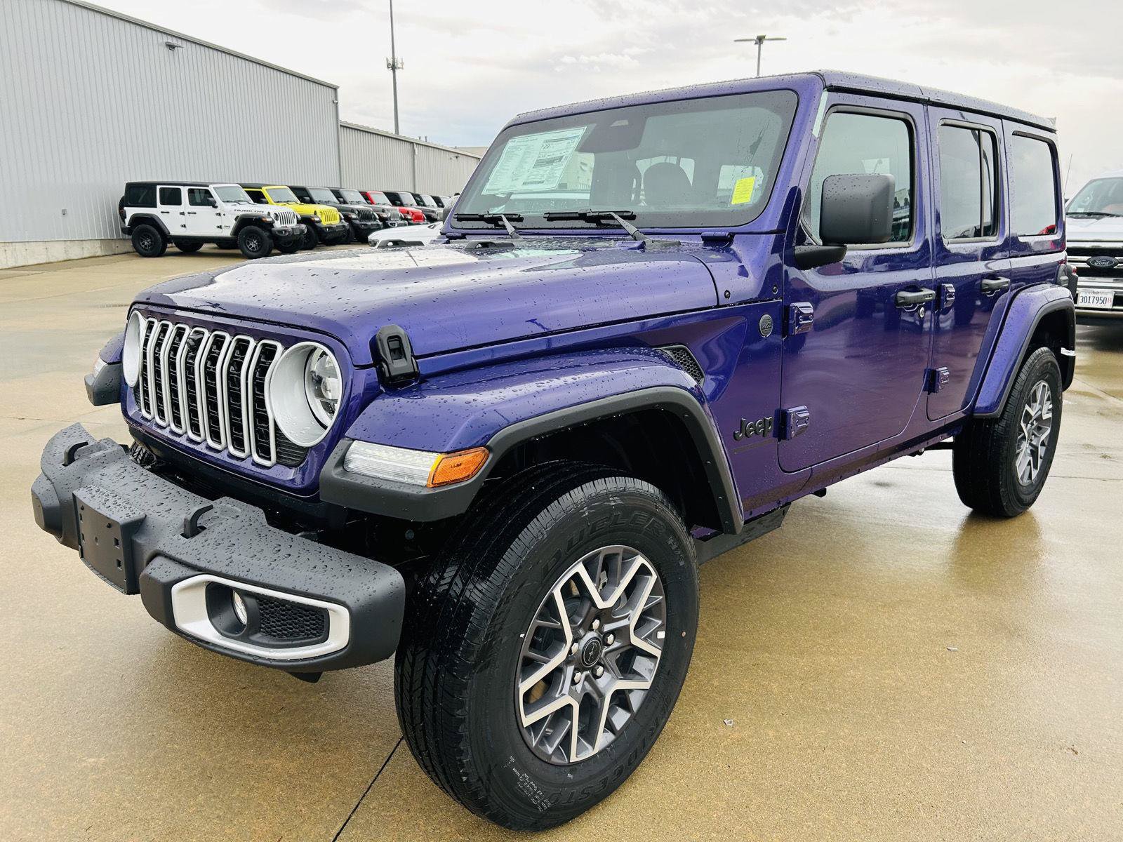 New 2026 Jeep Wrangler Unlimited Sahara w/ Technology Group AWD/4WD image 34