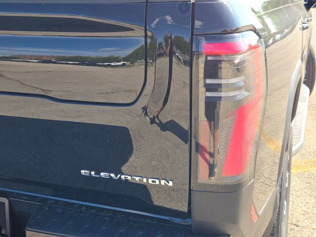 New 2026 GMC Sierra EV Elevation image 13