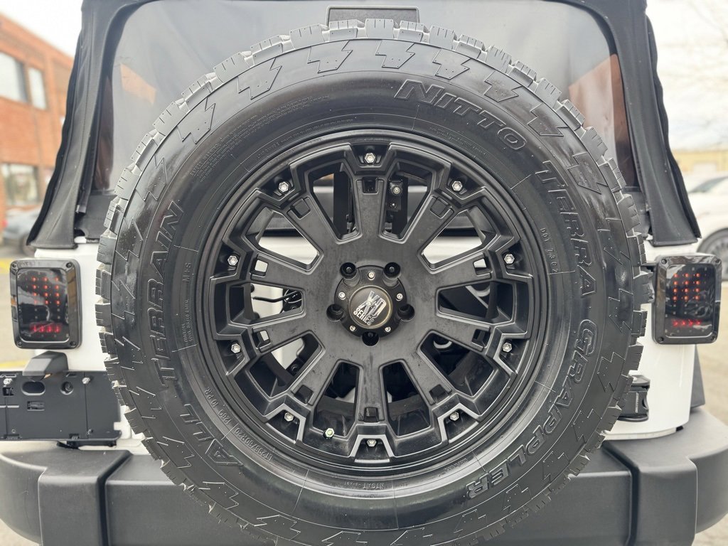 Used 2011 Jeep Wrangler Unlimited Sport image 30