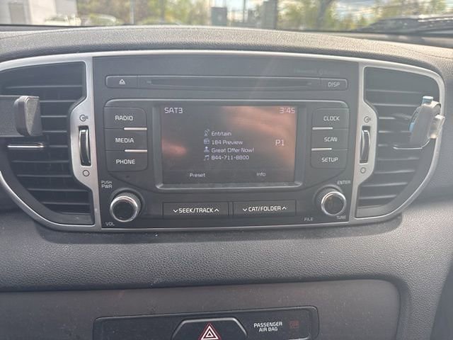 Used 2018 Kia Sportage LX image 11
