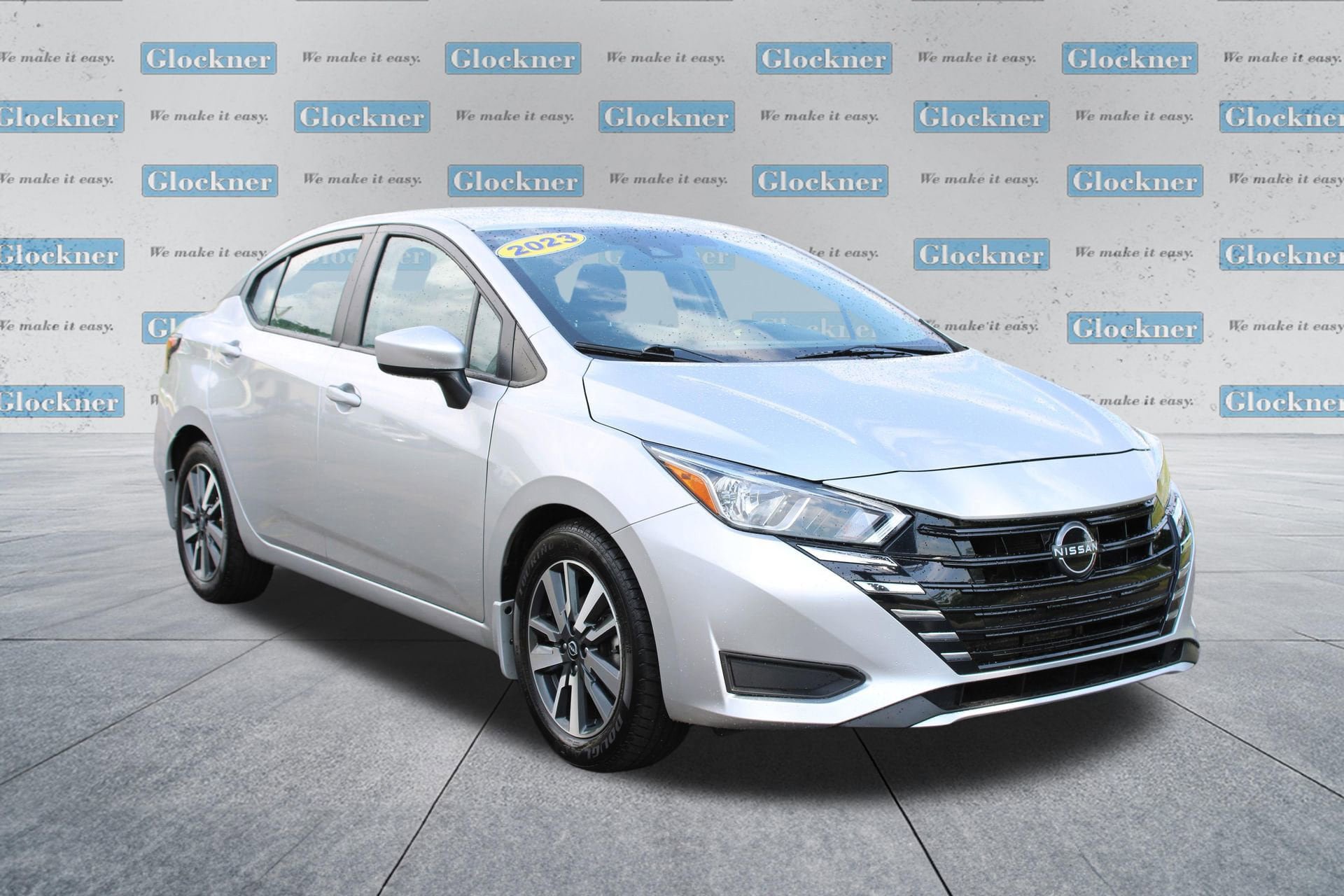 Used 2023 Nissan Versa SV w/ Trunk Package FWD image 3