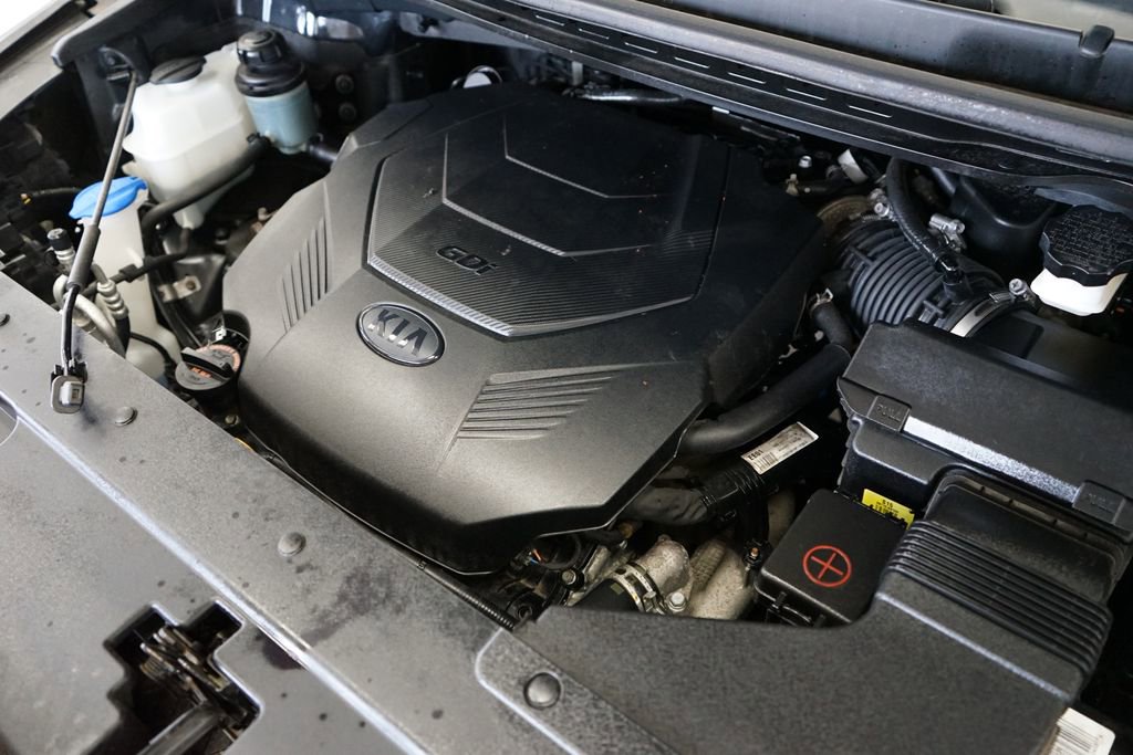 Used 2021 Kia Sedona LX image 47