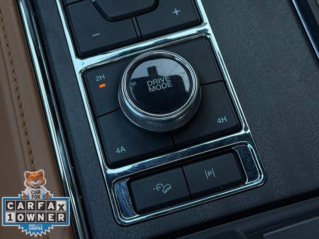 Used 2022 Ford Expedition Platinum image 18