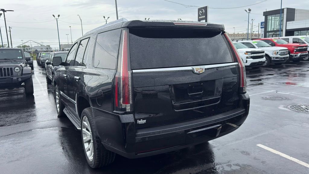 Used 2016 Cadillac Escalade Premium AWD/4WD image 5
