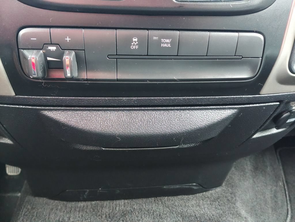 Used 2017 RAM 1500 Big Horn AWD/4WD image 29
