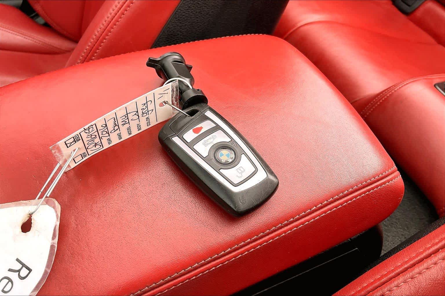 Used 2016 BMW M4 Convertible RWD image 13