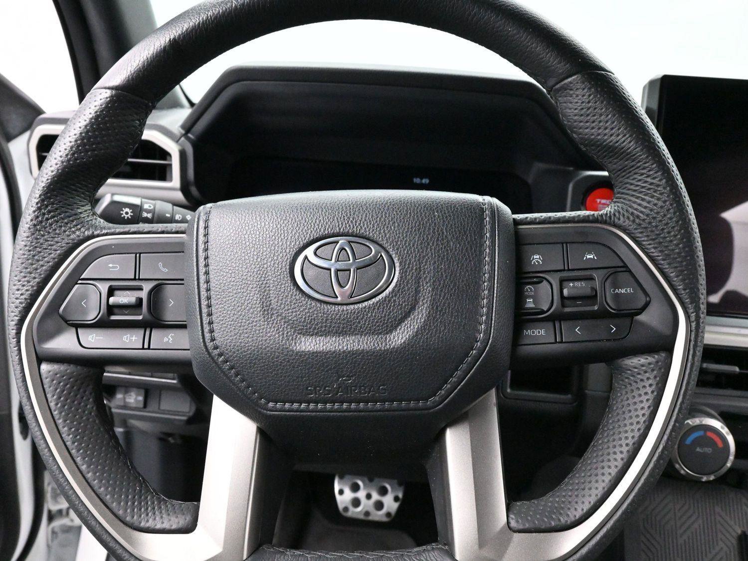 Used 2024 Toyota Tacoma TRD Sport image 15