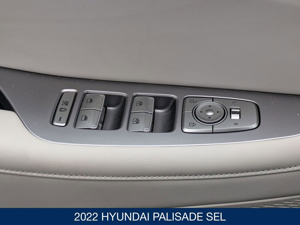Used 2022 Hyundai Palisade SEL w/ Premium Package image 14