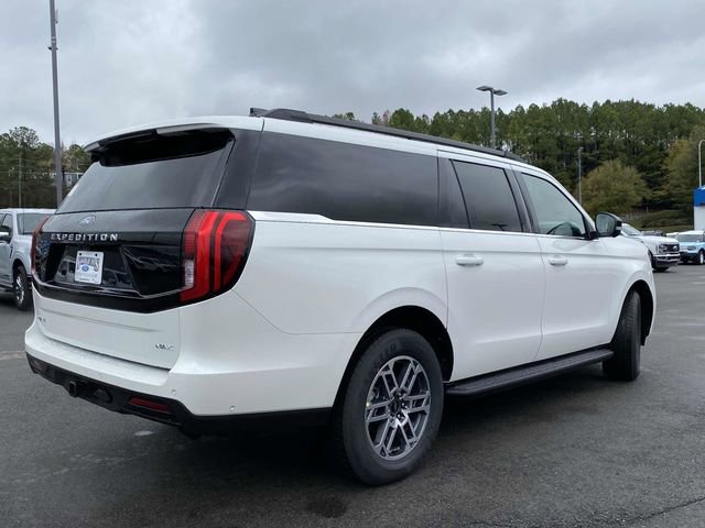New 2025 Ford Expedition Max Active RWD image 3
