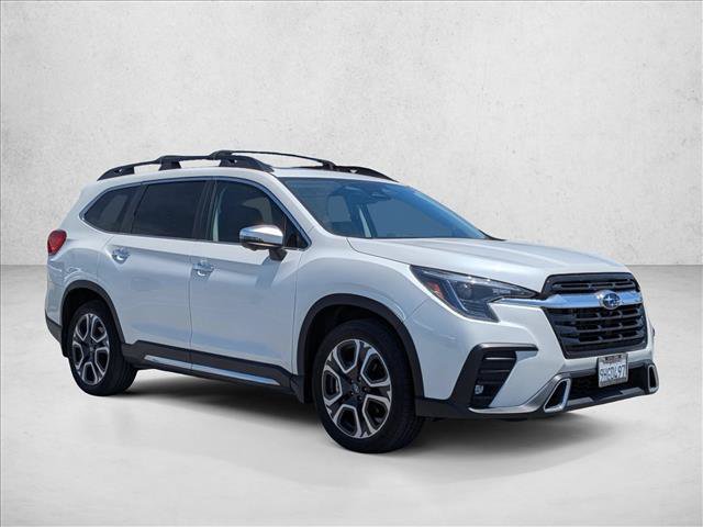 Used 2023 Subaru Ascent Touring AWD/4WD image 3
