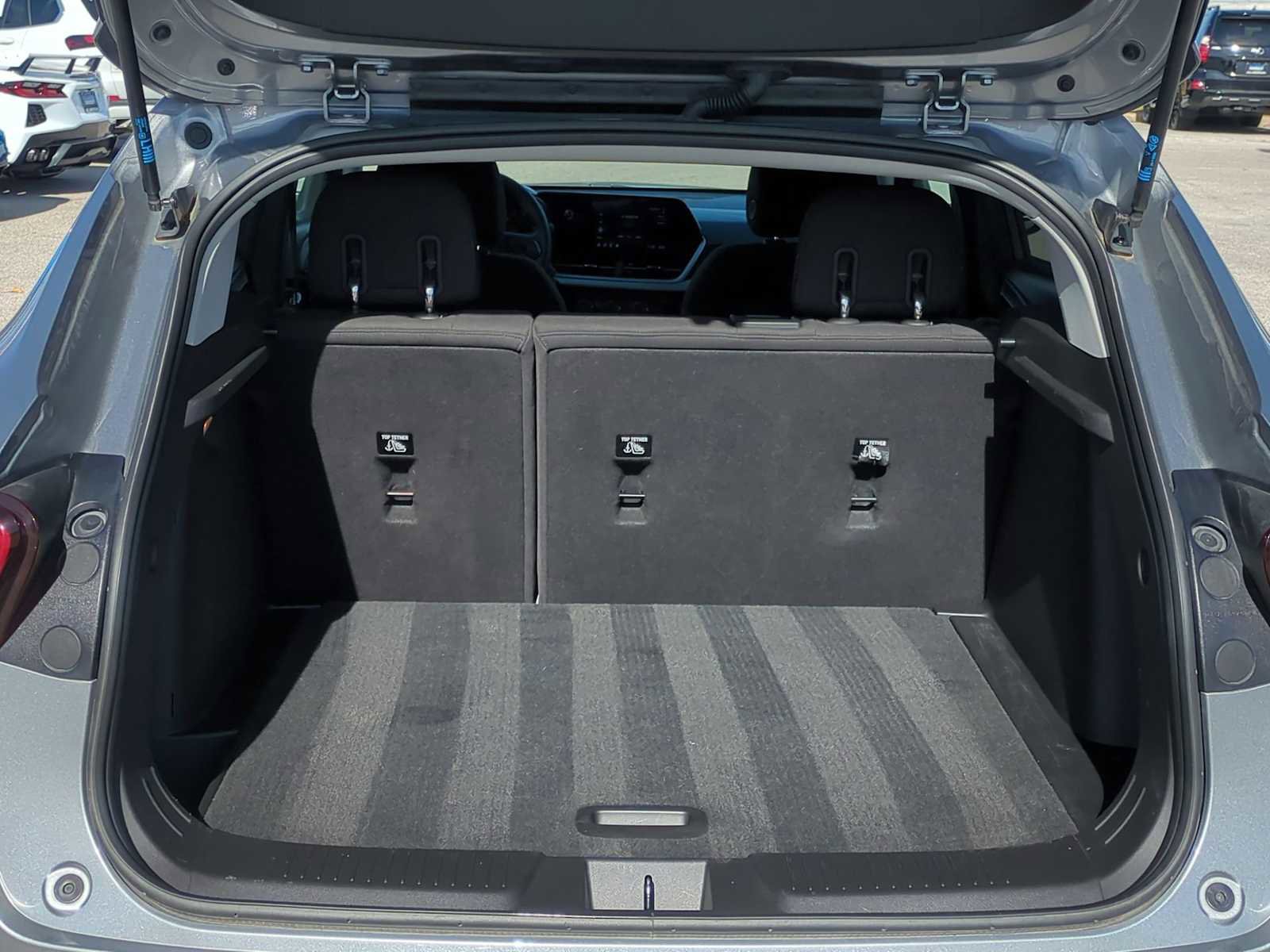 Used 2024 Chevrolet Trax LS image 25