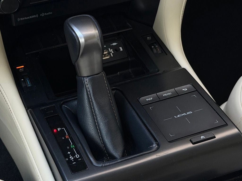 Used 2023 Lexus GX 460 Premium w/ Premium Package AWD/4WD image 18