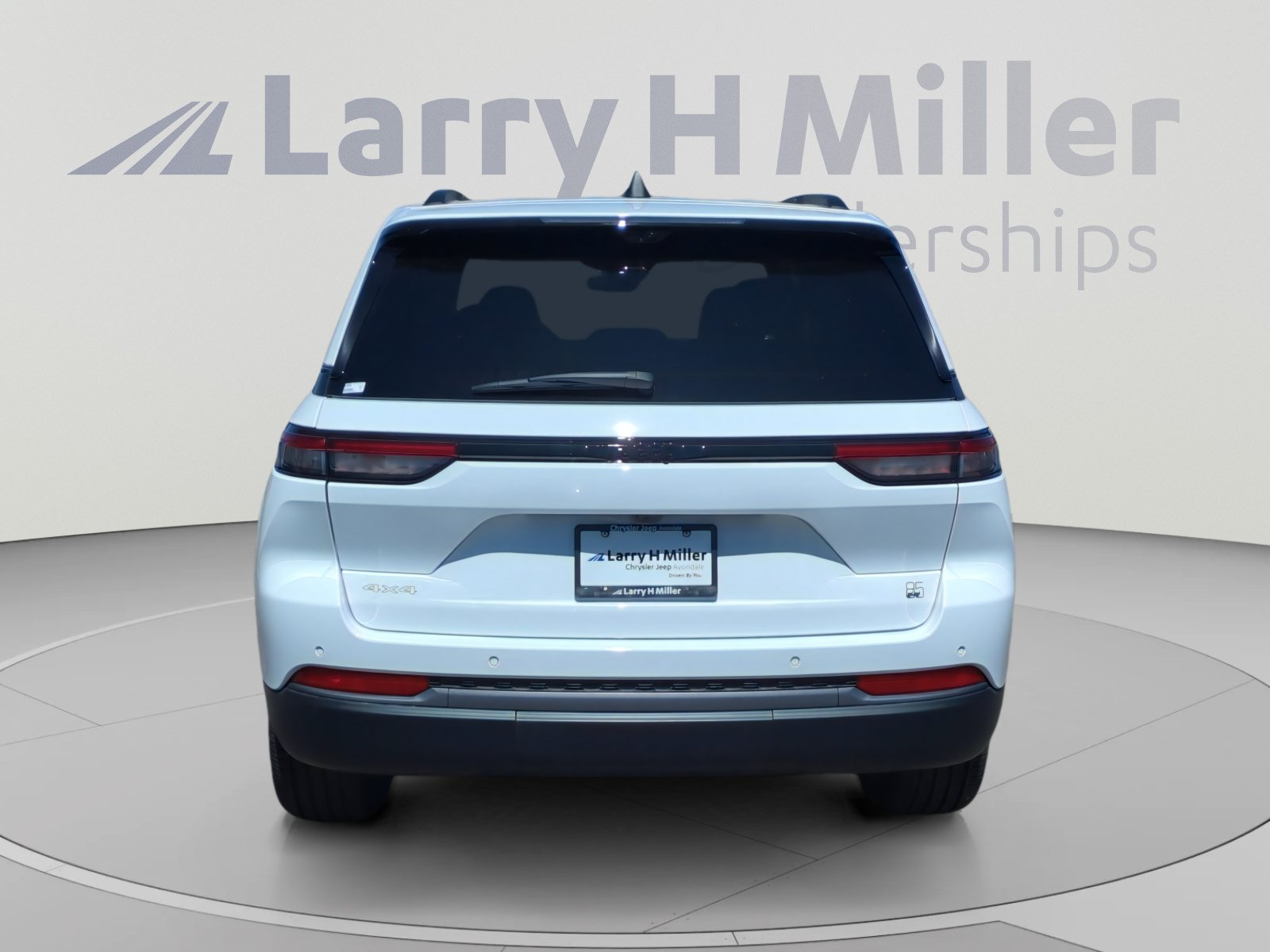 New 2026 Jeep Grand Cherokee Limited AWD/4WD image 4