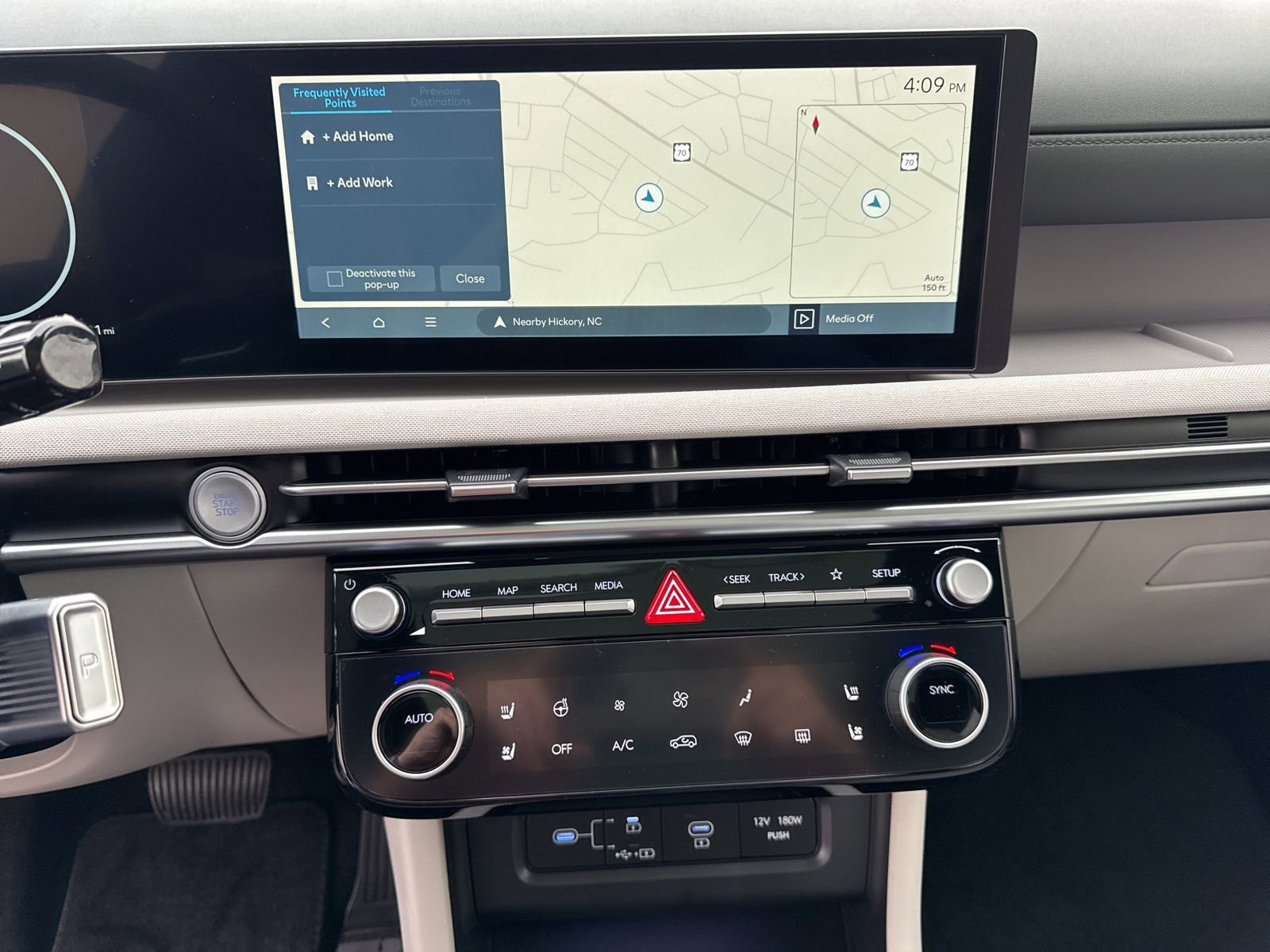 Used 2025 Hyundai Tucson Limited image 25