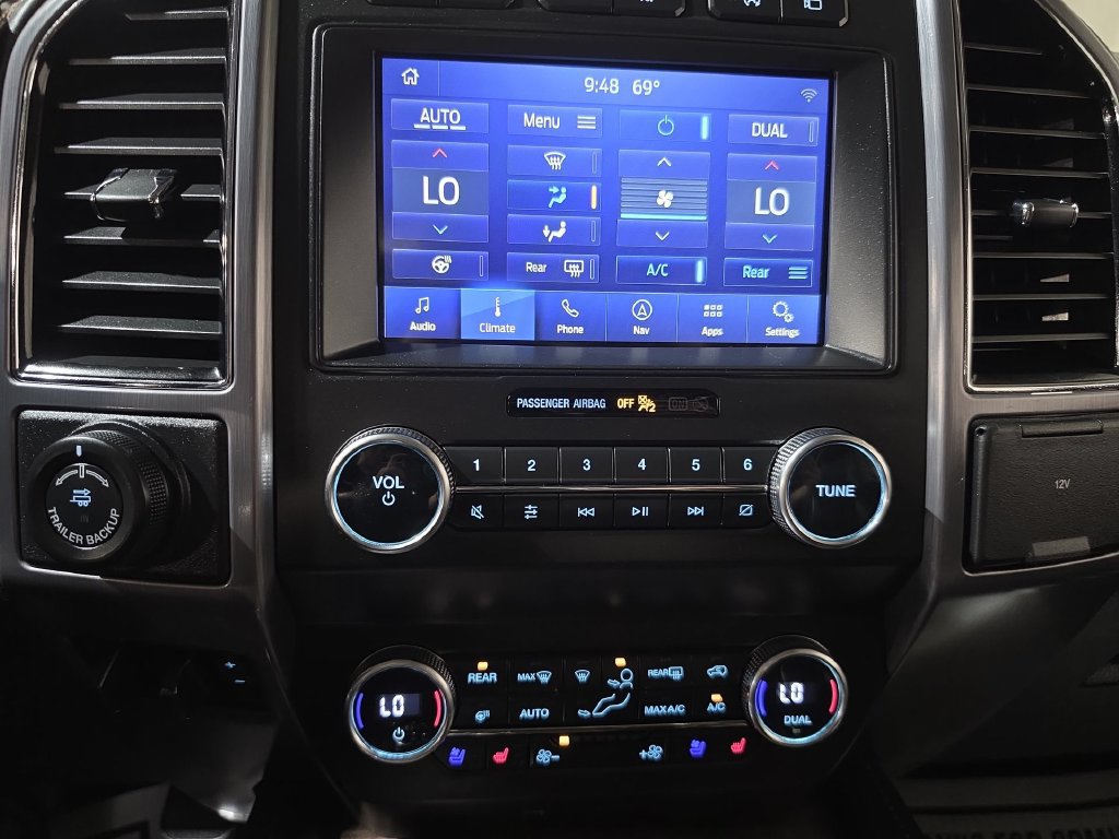 Used 2020 Ford Expedition Platinum AWD/4WD image 17