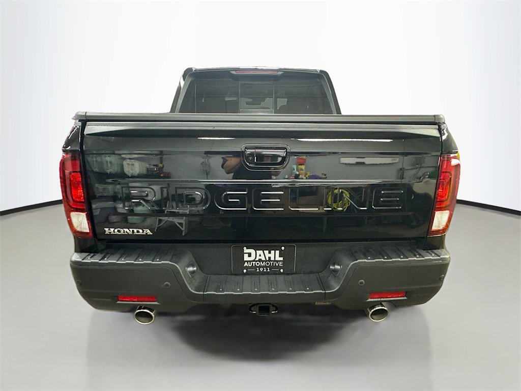 New 2025 Honda Ridgeline Black Edition image 5