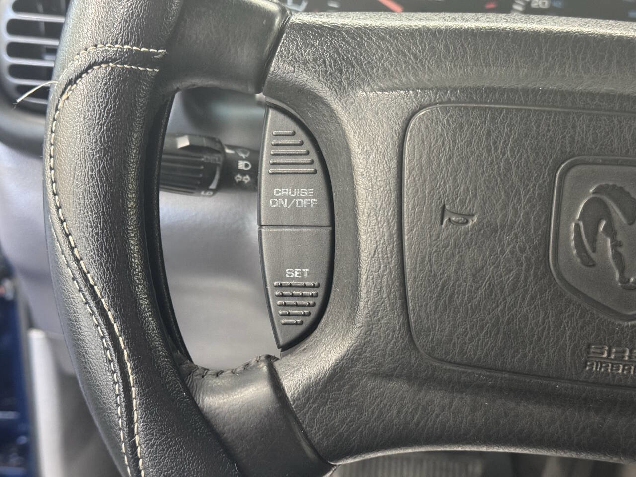 Used 2001 Dodge Ram 2500 Truck 2WD Quad Cab image 33