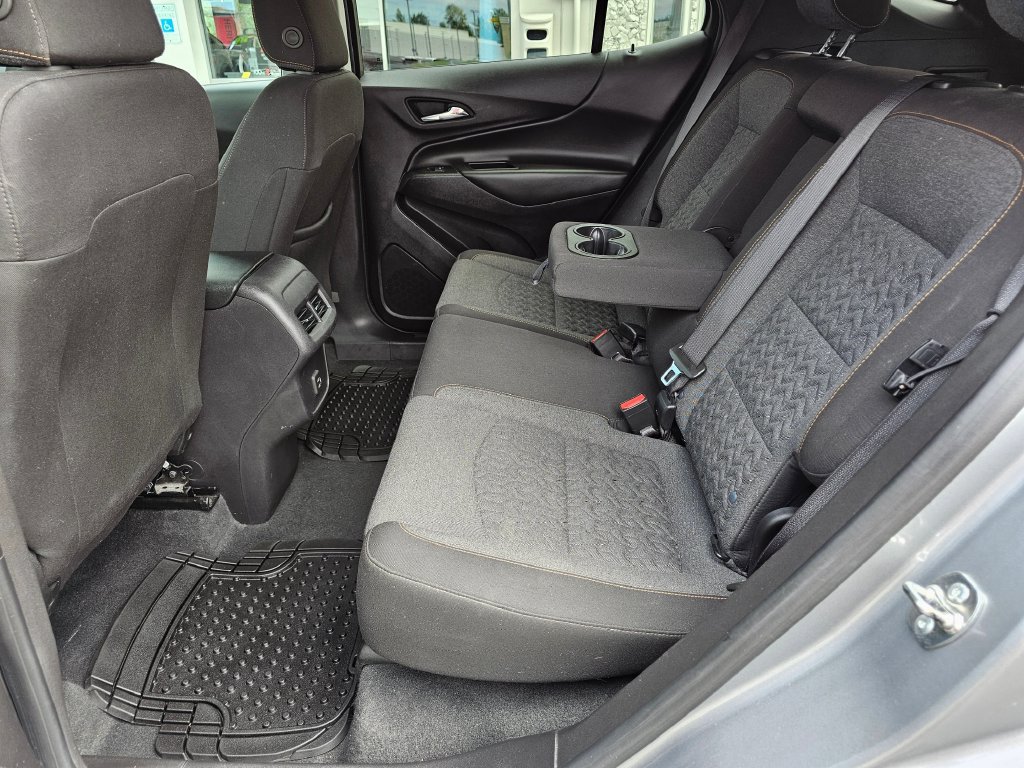 Used 2024 Chevrolet Equinox LT AWD/4WD image 16
