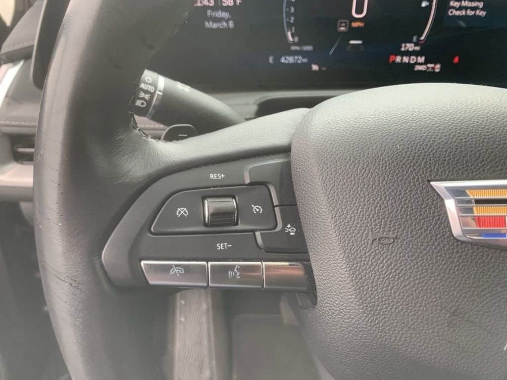 Used 2024 Cadillac XT4 Premium Luxury image 16