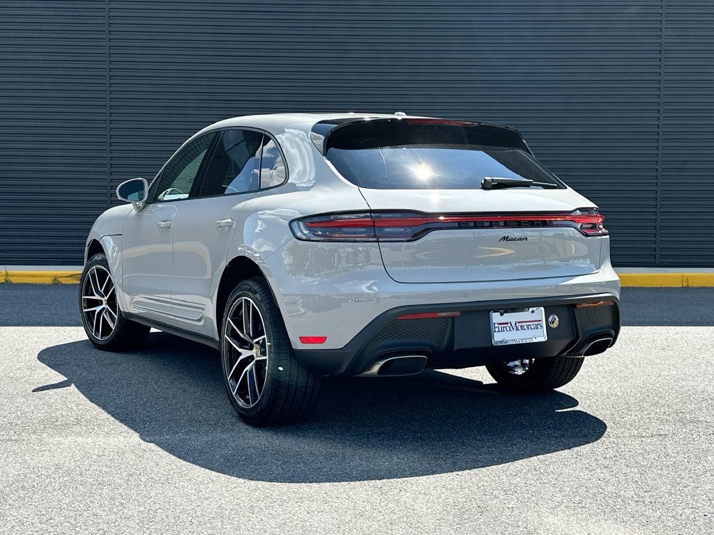 New 2026 Porsche Macan AWD/4WD image 3
