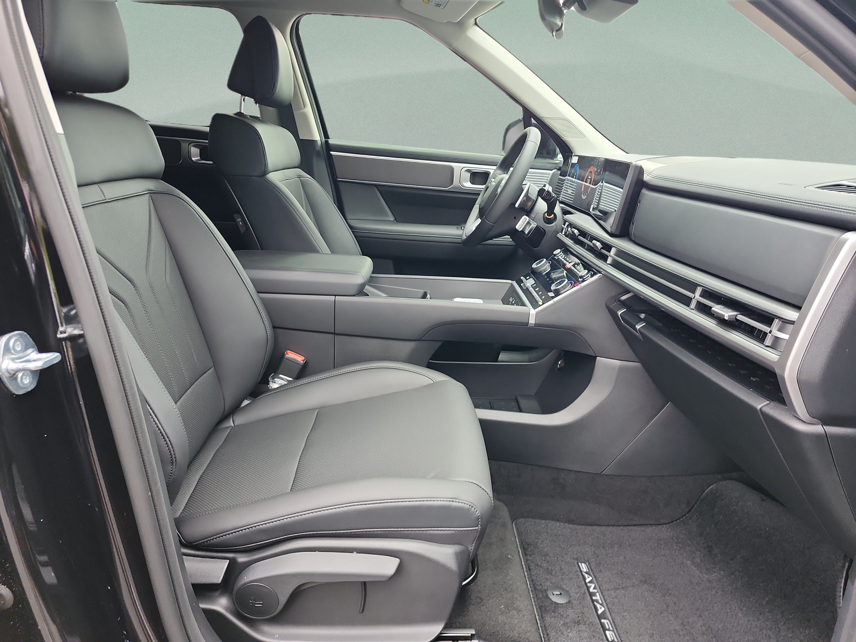 New 2027 Hyundai Santa Fe SEL w/ Tow & Go Package FWD image 18