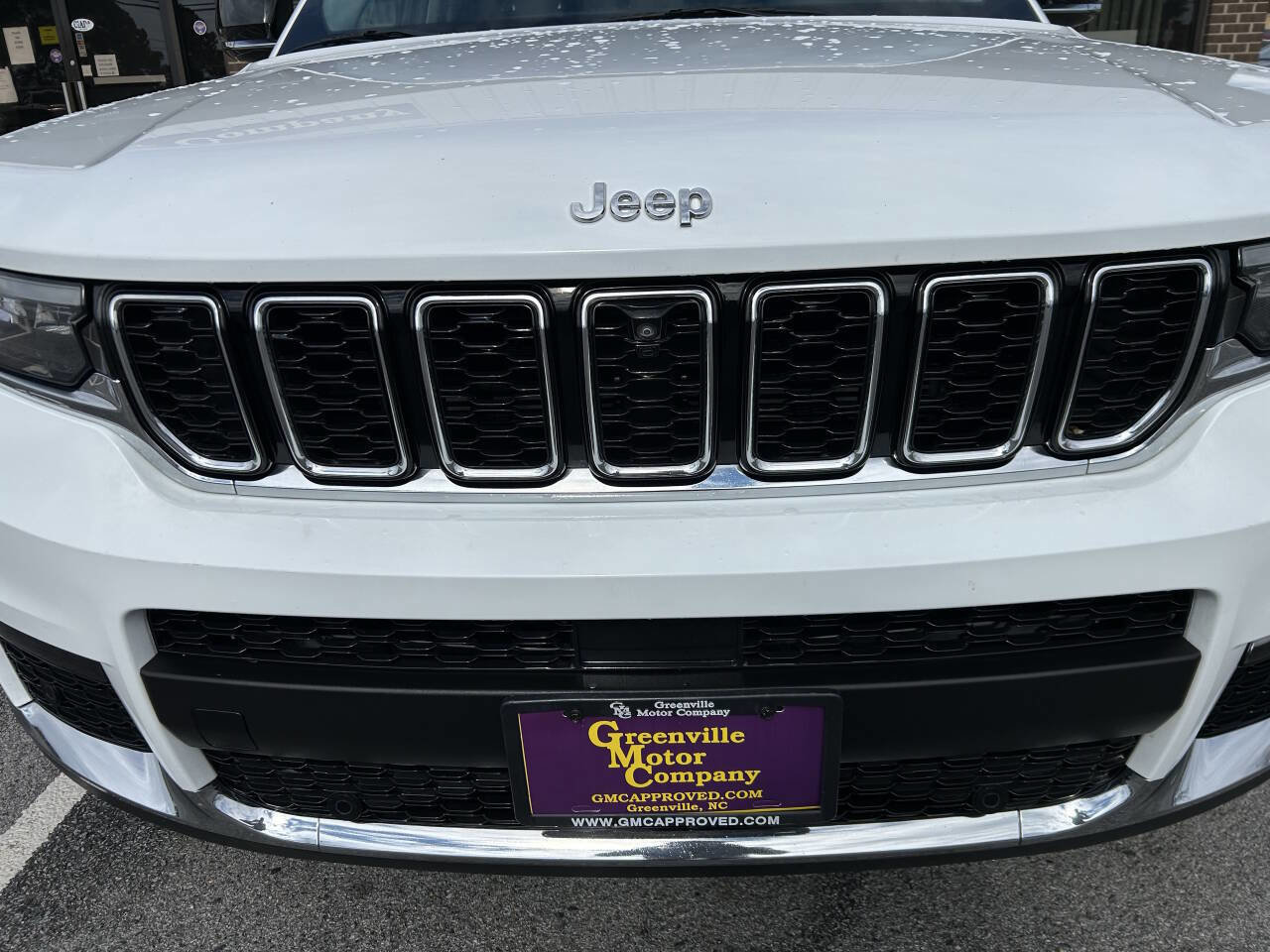 Used 2022 Jeep Grand Cherokee L Limited w/ Luxury Tech Group II image 8