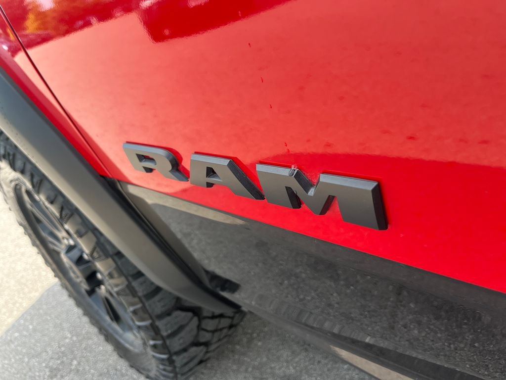 Used 2024 RAM 2500 Rebel AWD/4WD image 32