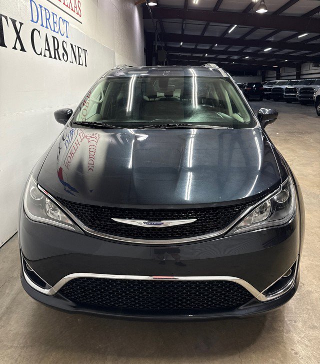 Used 2020 Chrysler Pacifica Touring-L image 13