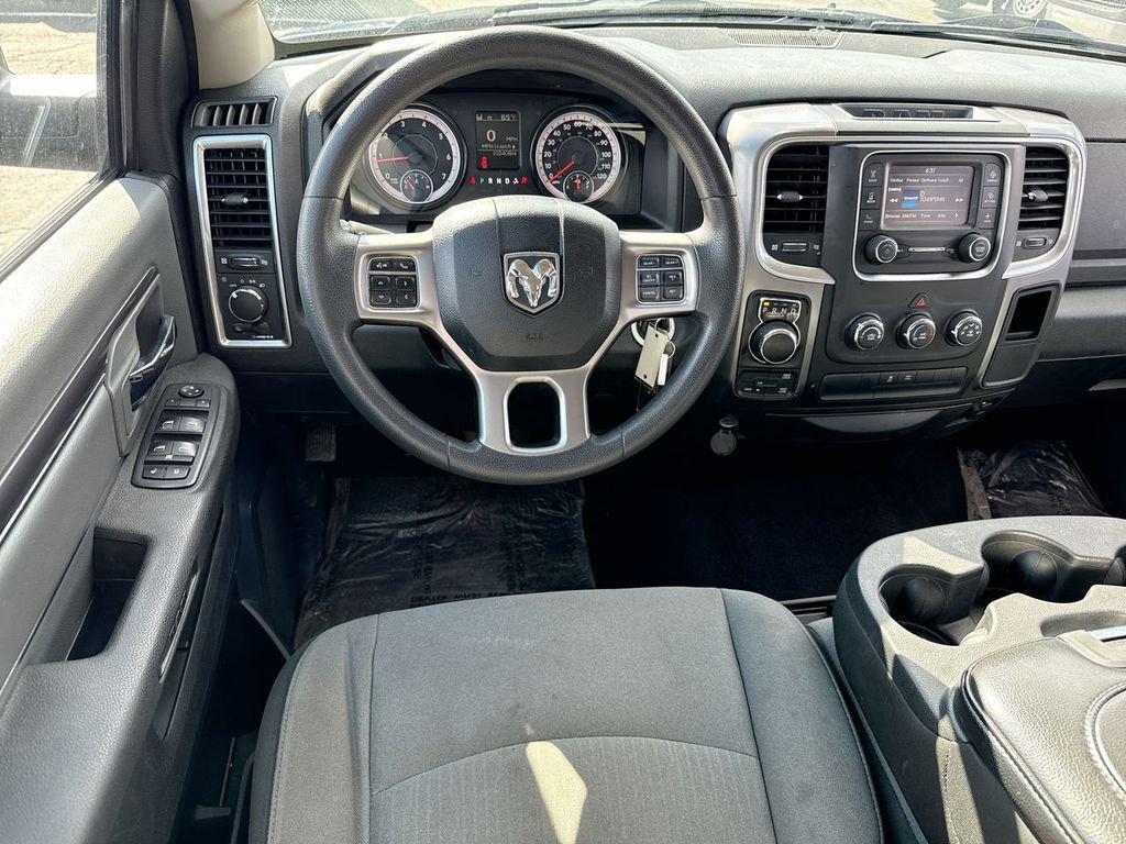 Used 2021 RAM 1500 Classic SLT AWD/4WD image 14