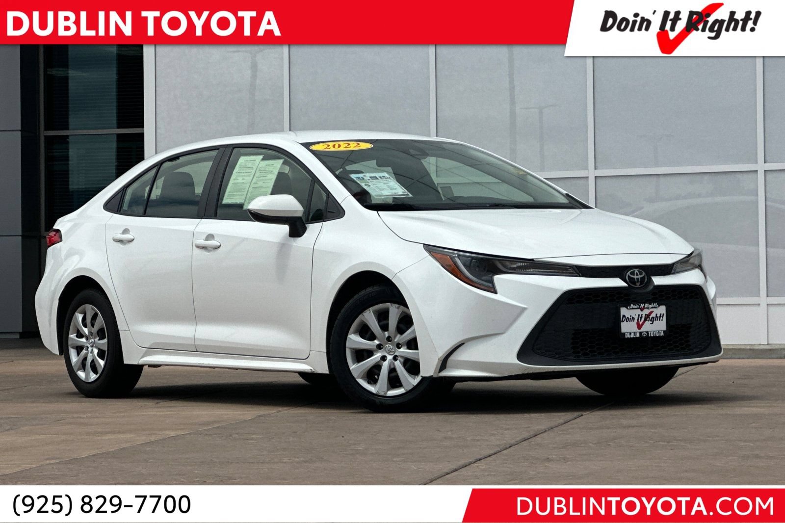 Used 2022 Toyota Corolla LE FWD image 1