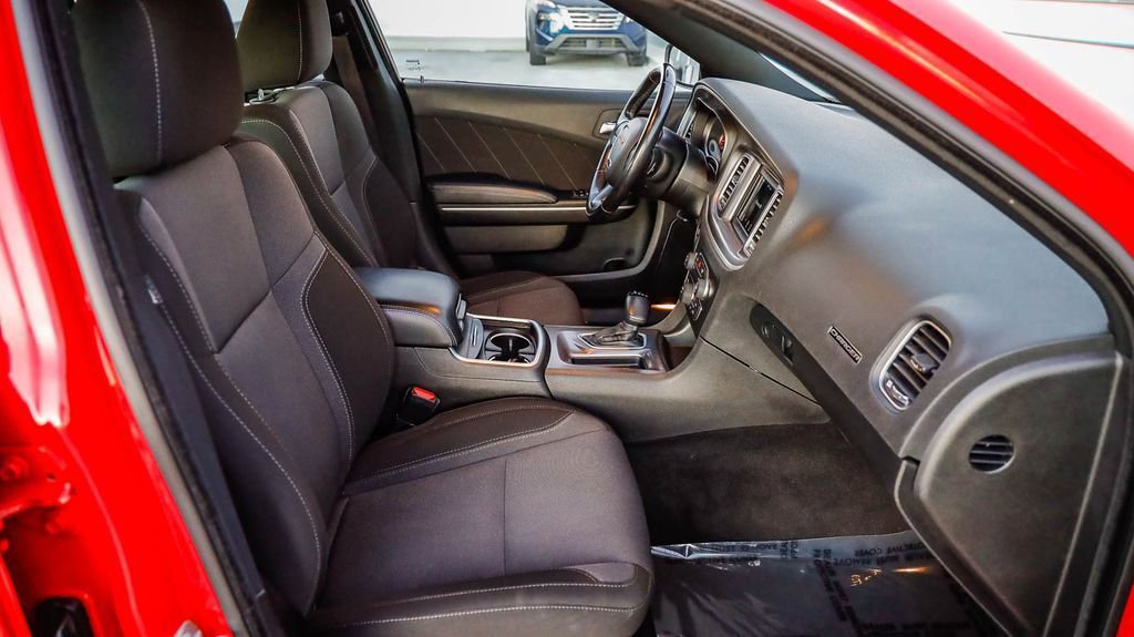 Used 2022 Dodge Charger SXT image 17