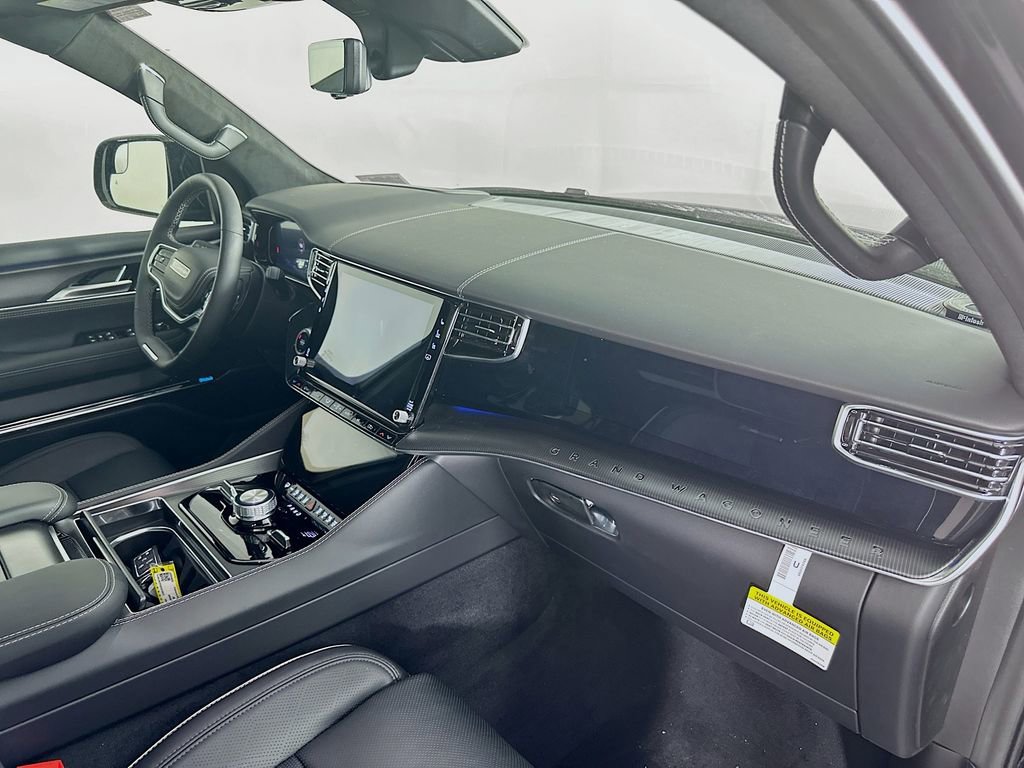 New 2025 Jeep Grand Wagoneer L Series II Obsidian w/ Quick Order Packagew 28T image 37