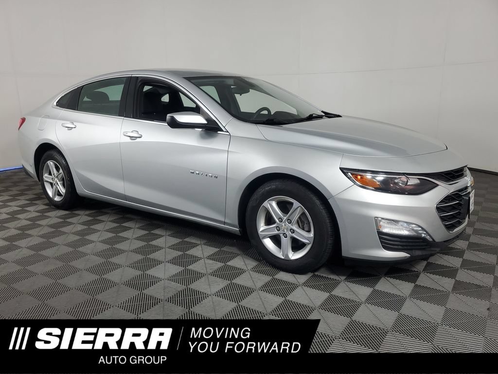 Used 2022 Chevrolet Malibu LT FWD image 1