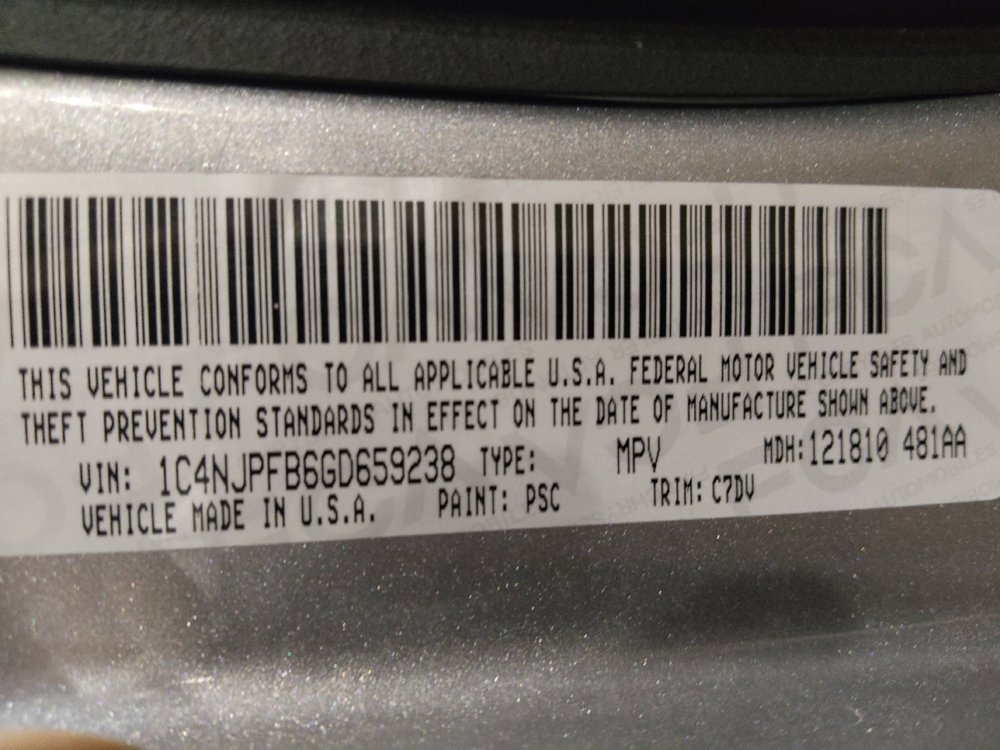 Used 2016 Jeep Patriot Latitude FWD image 33