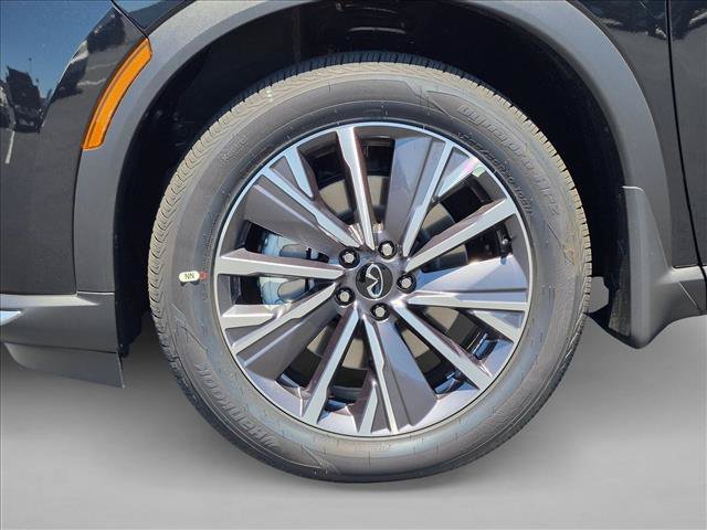New 2027 INFINITI QX60 Luxe w/ Family Package AWD/4WD image 10