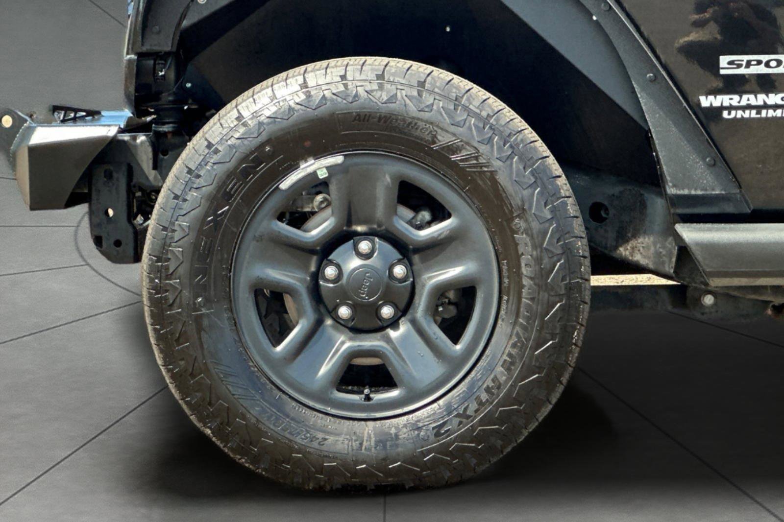 Used 2015 Jeep Wrangler Unlimited Sport w/ Connectivity Group image 29