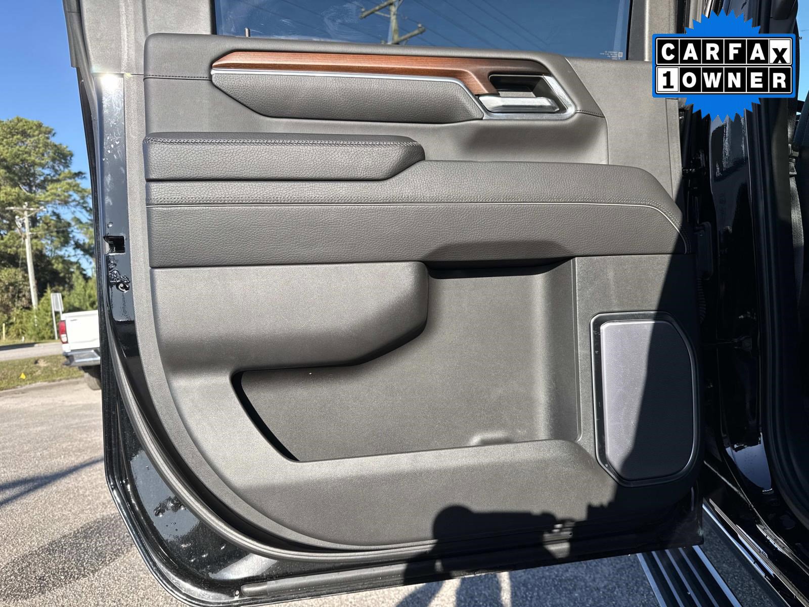 Used 2024 GMC Sierra 2500 Denali w/ Denali Reserve Package image 16