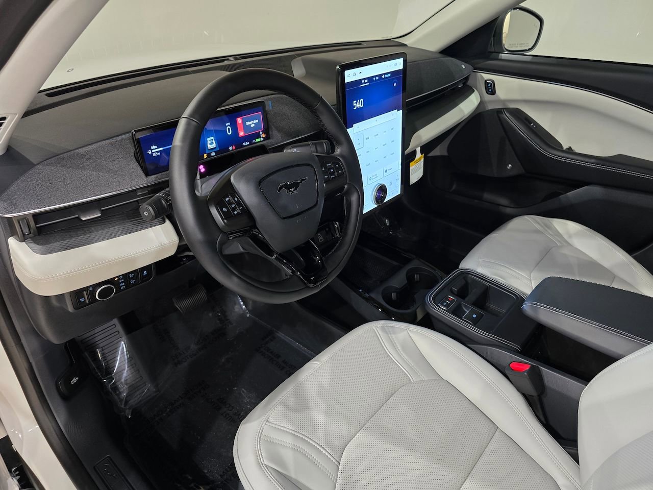 New 2025 Ford Mustang Mach-E Premium image 18