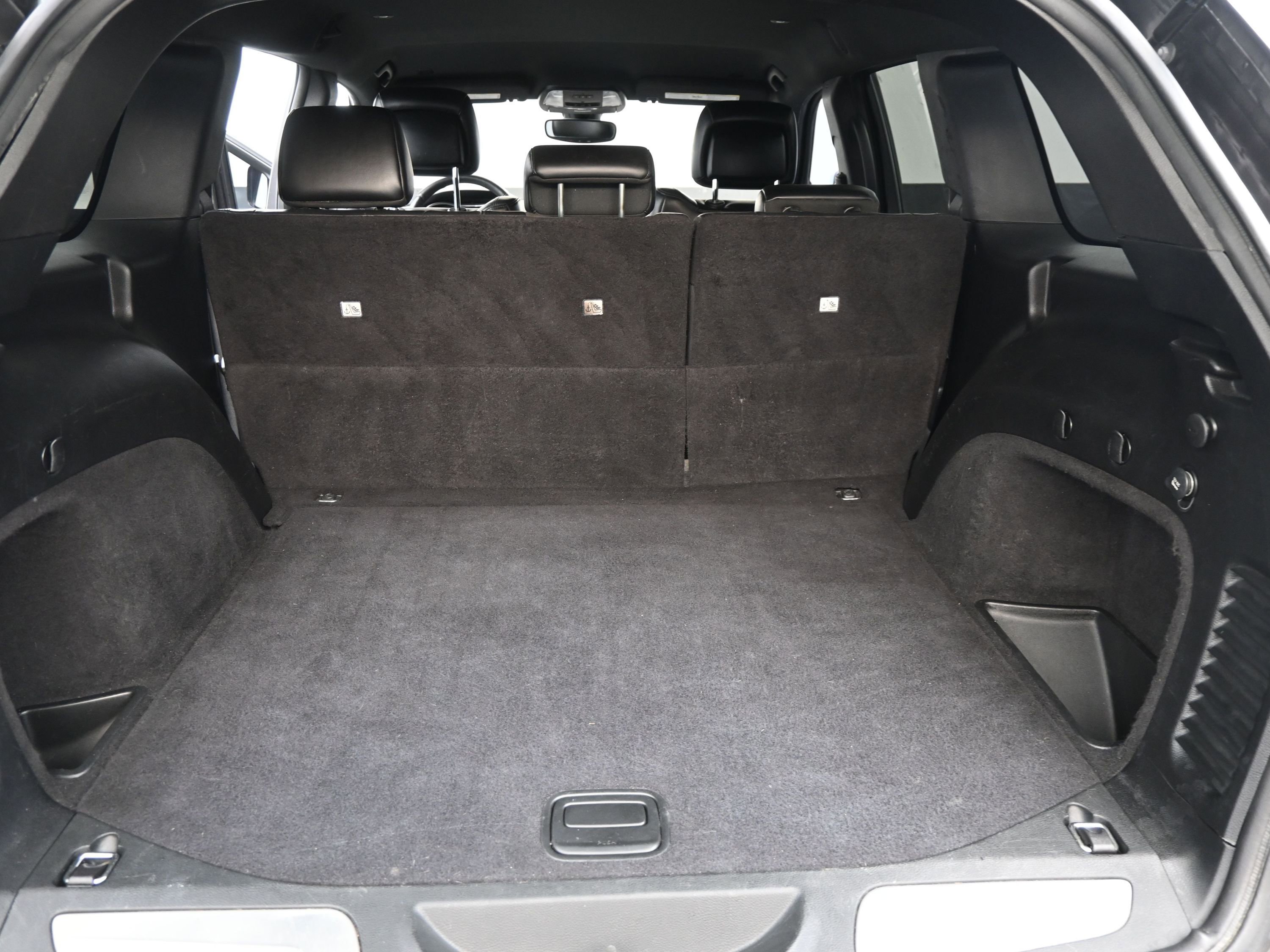 Used 2018 Jeep Grand Cherokee Limited image 16