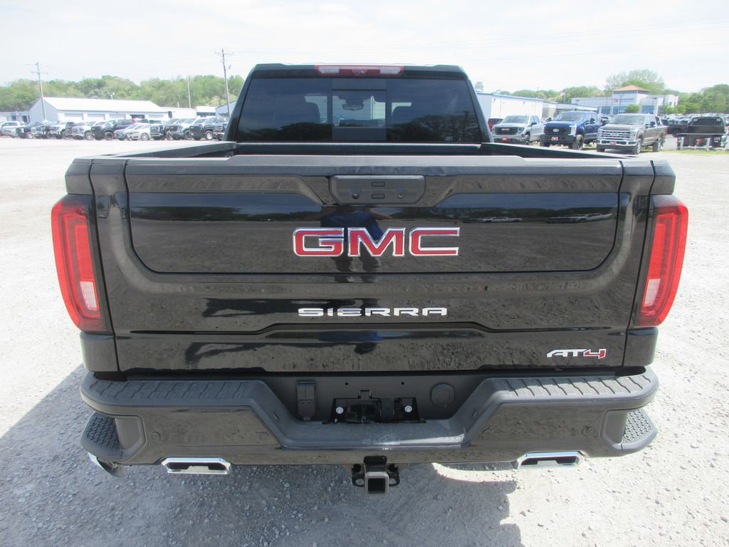 New 2026 GMC Sierra 1500 AT4 AWD/4WD image 6