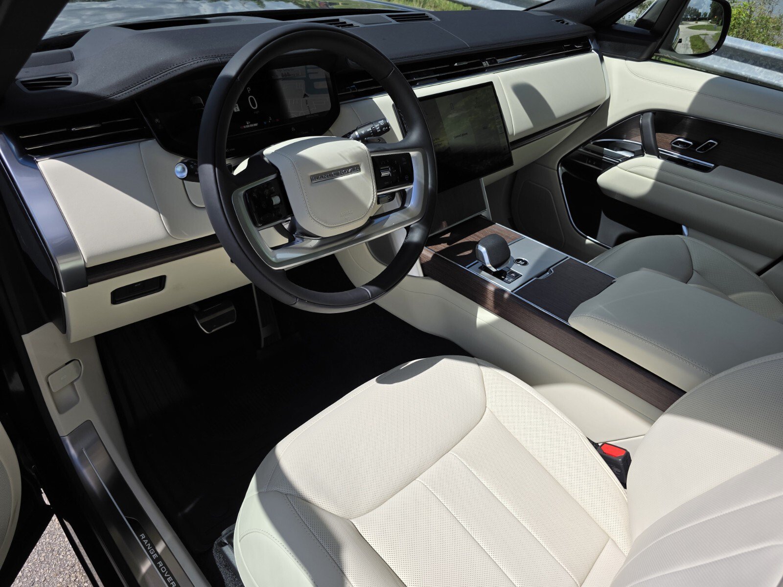New 2026 Land Rover Range Rover SE AWD/4WD image 10