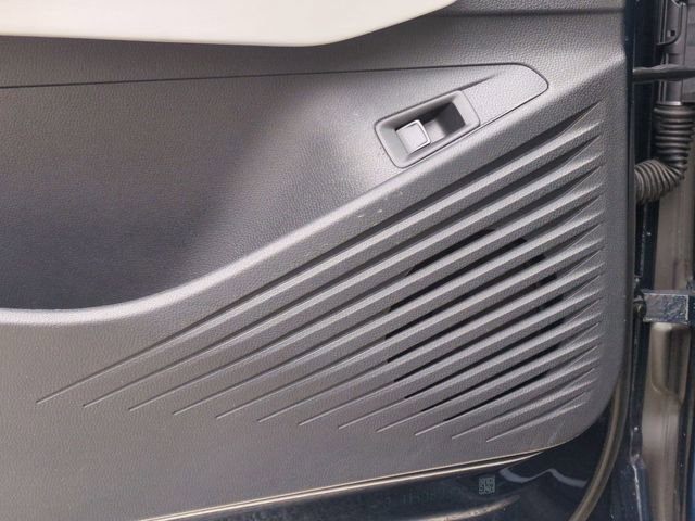 Used 2023 Volkswagen ID.4 Pro image 11