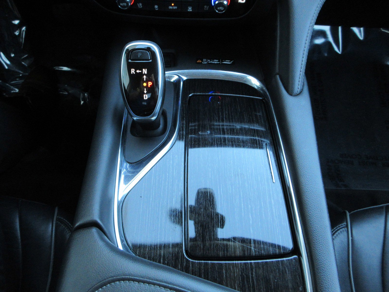 Used 2020 Buick Enclave Avenir w/ Avenir Technology Package image 50