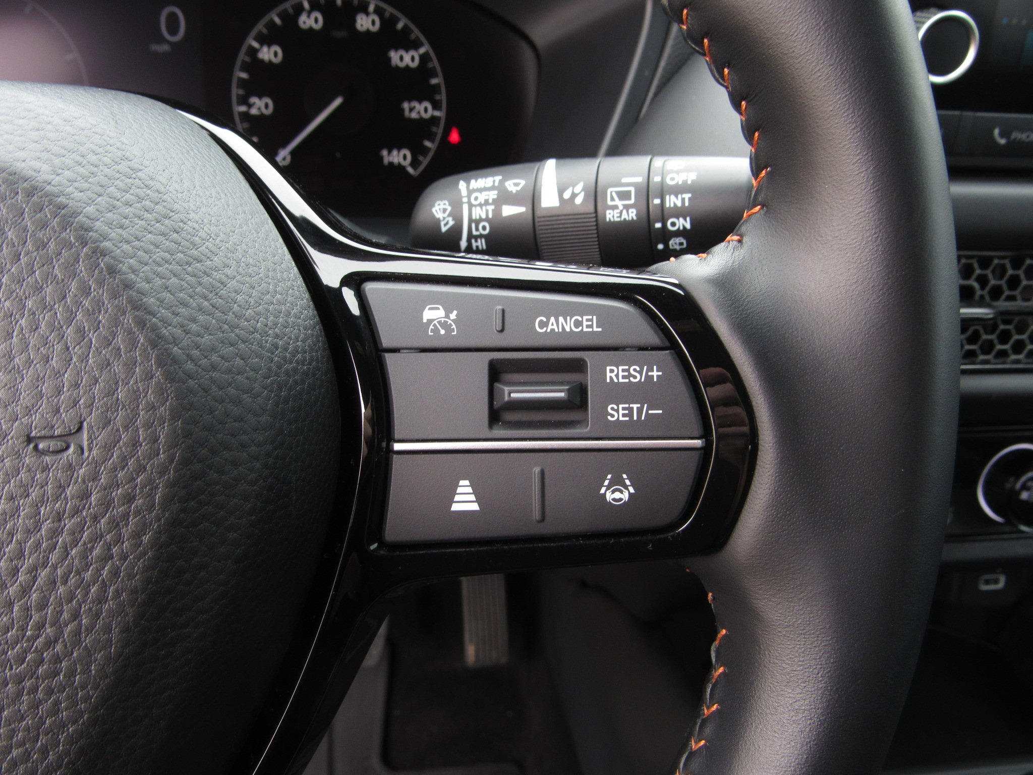 Used 2025 Honda HR-V Sport image 25