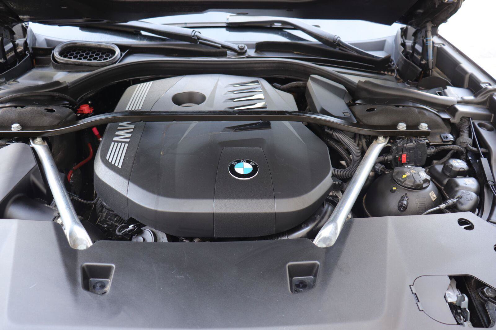 Used 2023 BMW 740i RWD image 36