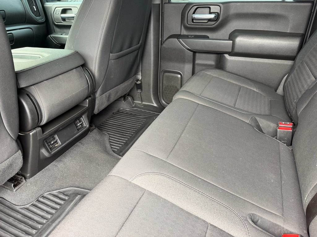 Used 2023 Chevrolet Silverado 2500 Custom w/ Custom Convenience Package AWD/4WD image 17
