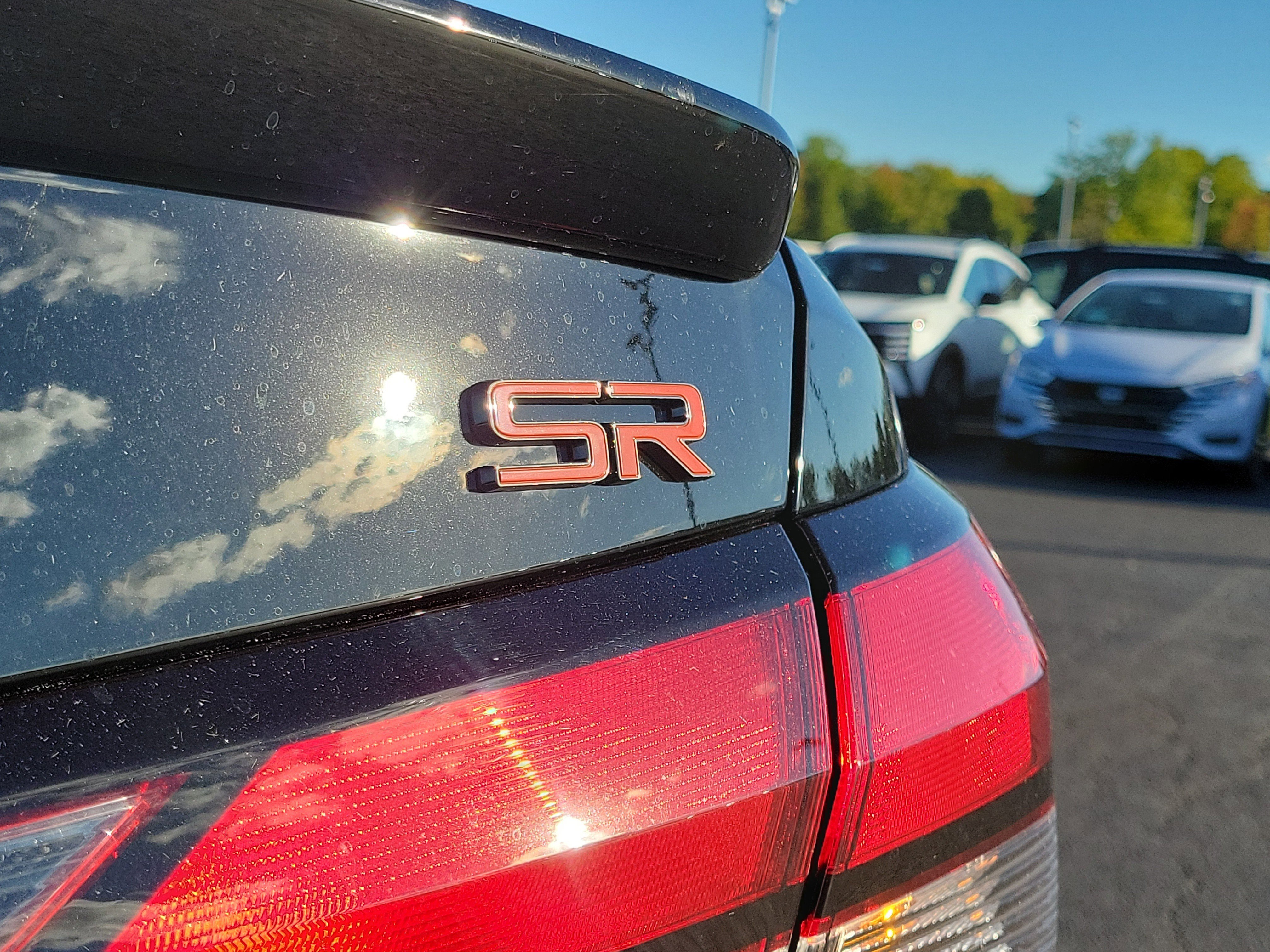 Used 2025 Nissan Versa SR w/ Trunk Package image 7